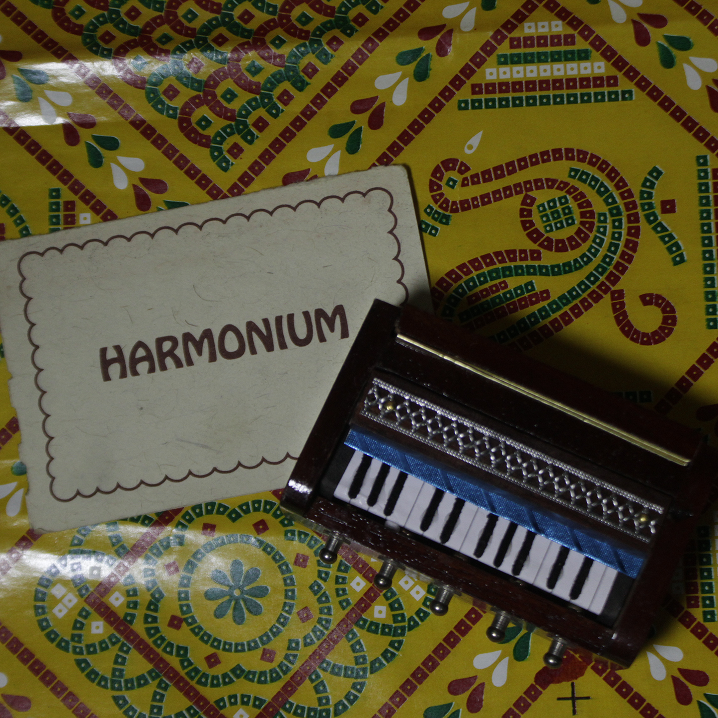 Miniature Harmonium